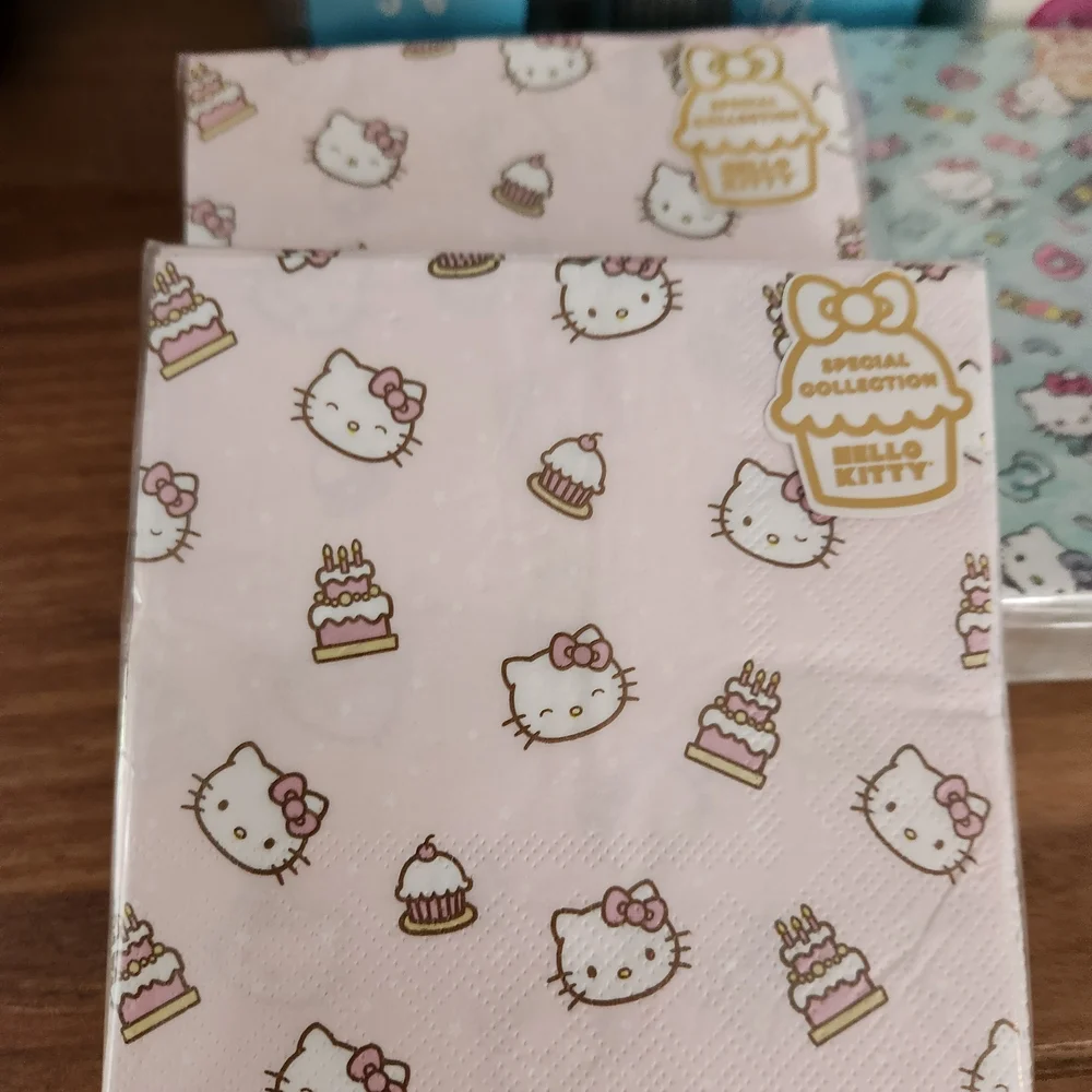 Hello Kitty Pink and Purple Party Tableware Set